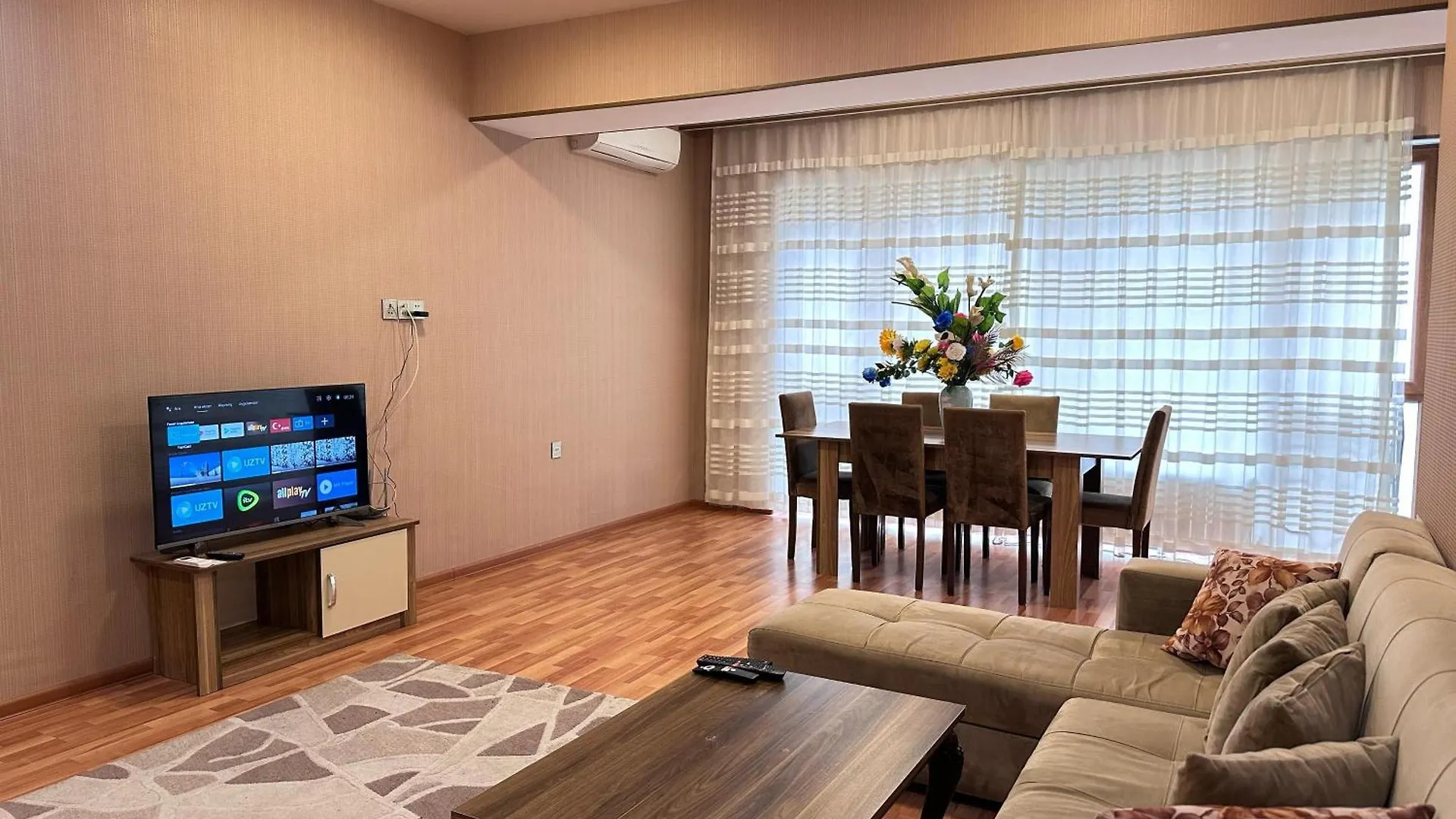 Park Azure Suite By Bakuapart